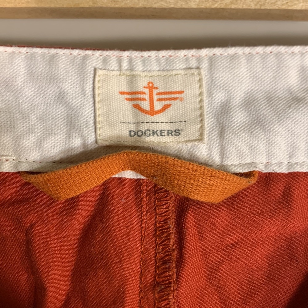 Levi’s Dockers (40”) - Picture 12 of 12